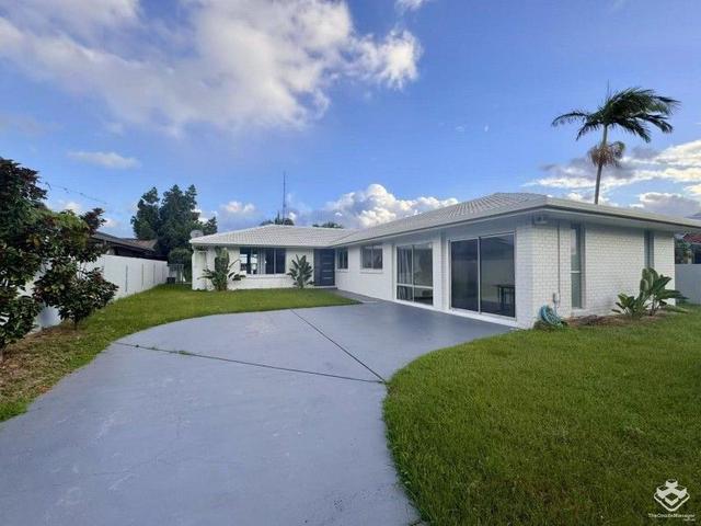 19 Rudd Street, QLD 4218