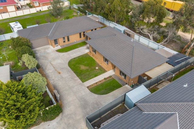 2B and 2C Lowe Street, VIC 3377