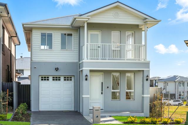 200 Crown Street, NSW 2765
