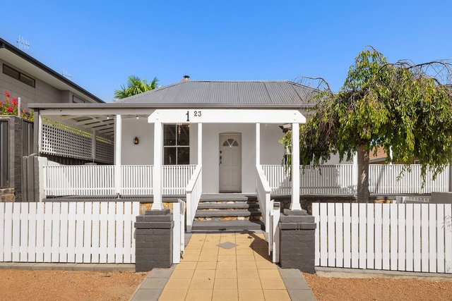 1/23 McKeahnie Street, NSW 2620