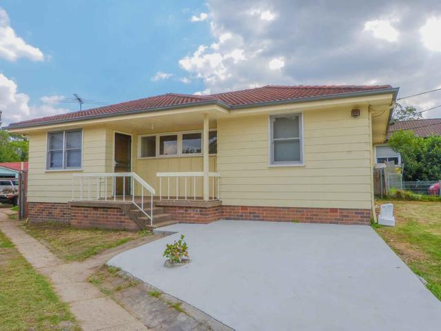 6 Lang Crescent, NSW 2770
