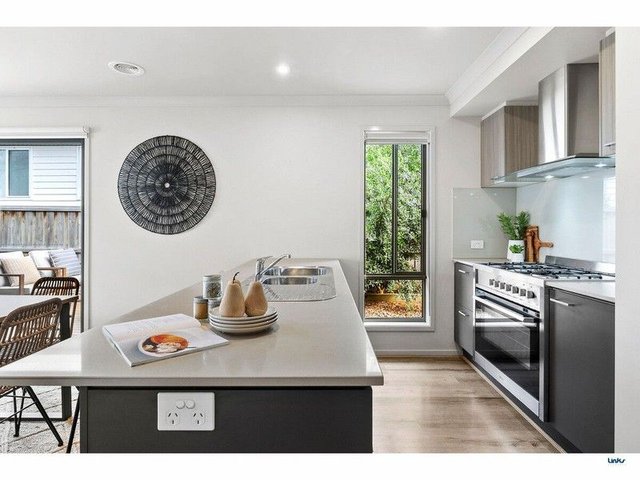 17 Yallock Circuit, VIC 3228