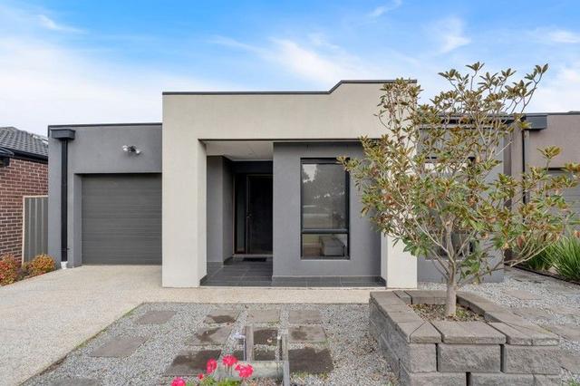 11 Moor Park Drive, VIC 3064