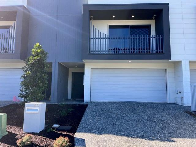 121 Belvedere Drive, QLD 4300
