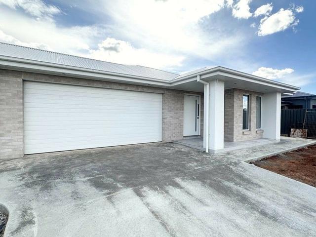 63B Hardiman Way, NSW 2680