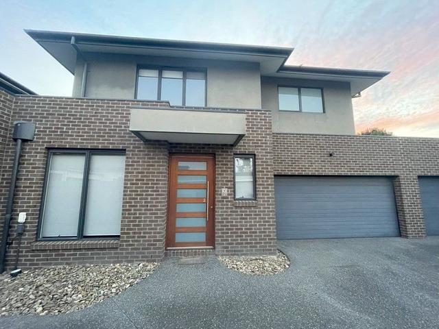 2/23 Sandford Street, VIC 3190