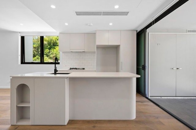 228/117 Mina Parade, QLD 4051