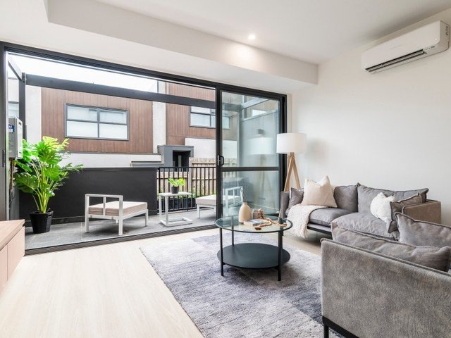 2 Heath Street, VIC 3044