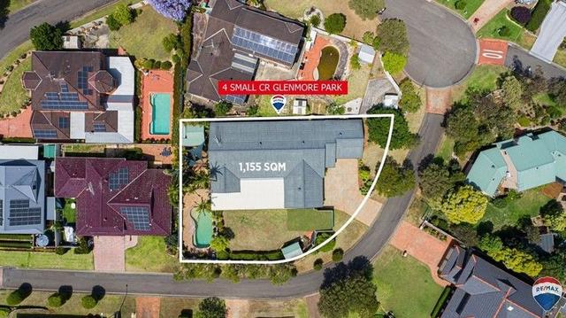 4 Small Crescent, NSW 2745