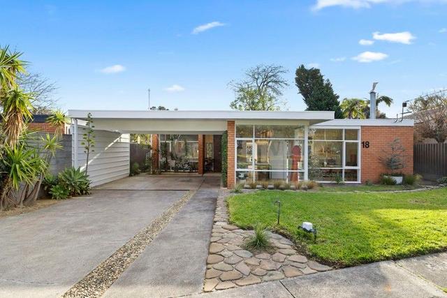 18 Bellaire Court, VIC 3193