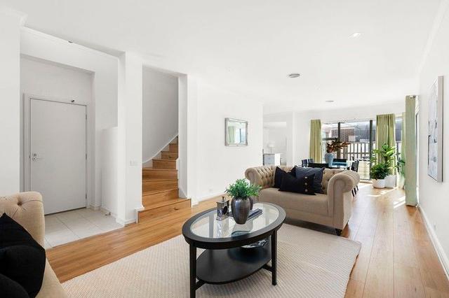 28 Pebble Beach Place, VIC 3202