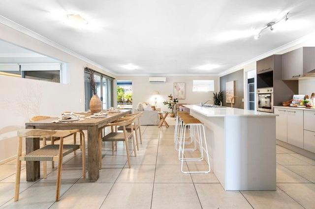 2 Achievement Drive, QLD 4208