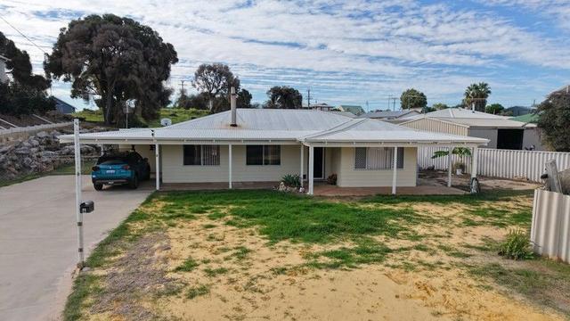 4 Dent Court, WA 6525
