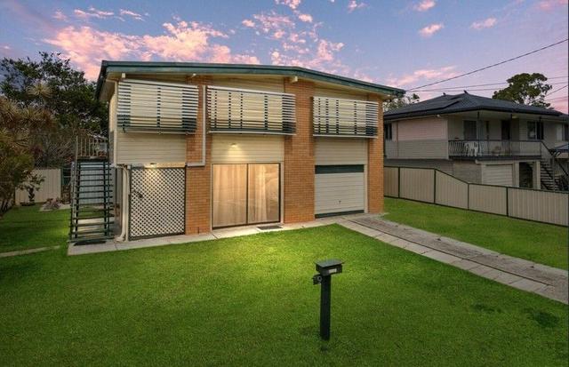 9 Bergamot St, QLD 4036