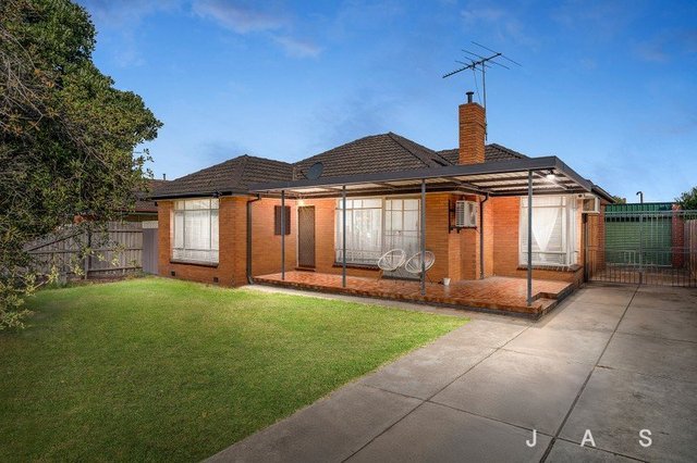 6 Lawrence Court, VIC 3025