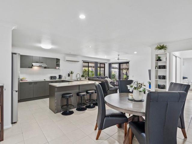 27 Weir Close, QLD 4117