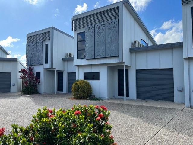 2/2 Makybe Diva Drive, QLD 4740