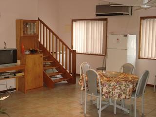Dining (2009-06-26)