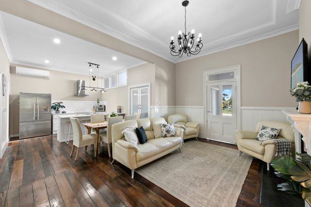 15 Carrington Street, NSW 2320