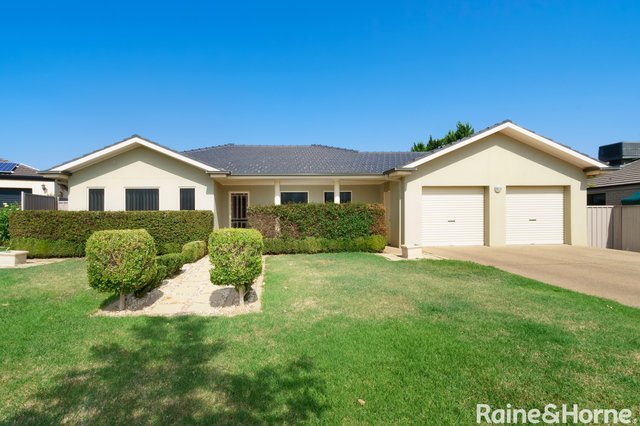 23 Woomera Place, NSW 2650