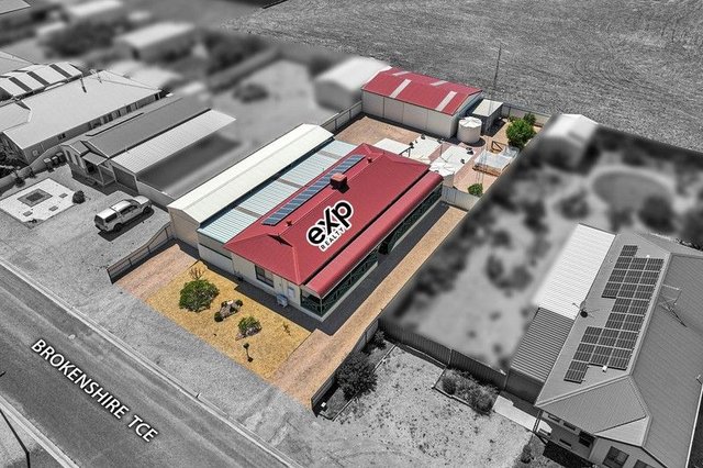 6 Brokenshire Tce, SA 5558