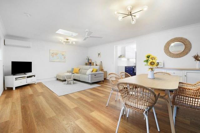 2/8 Crisp Court, QLD 4220
