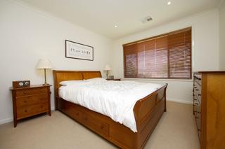 Main Bedroom (2010-12-21)
