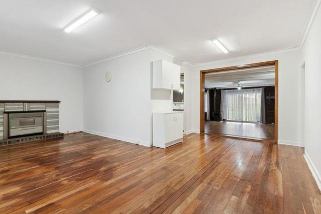 6 Knutsford Avenue, WA 6103