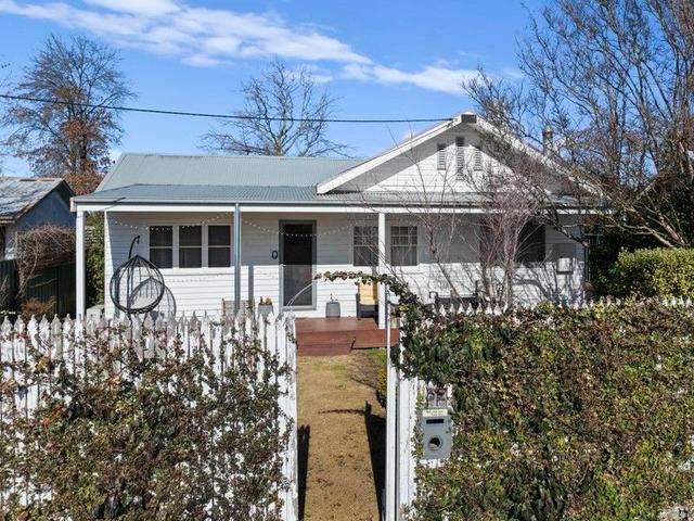 32 Malcolm Street, VIC 3722