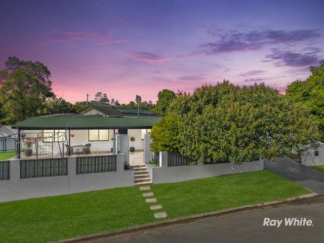 2 Avondale Street, QLD 4119