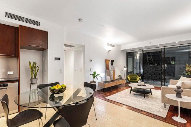 1/228 The Avenue, VIC 3052