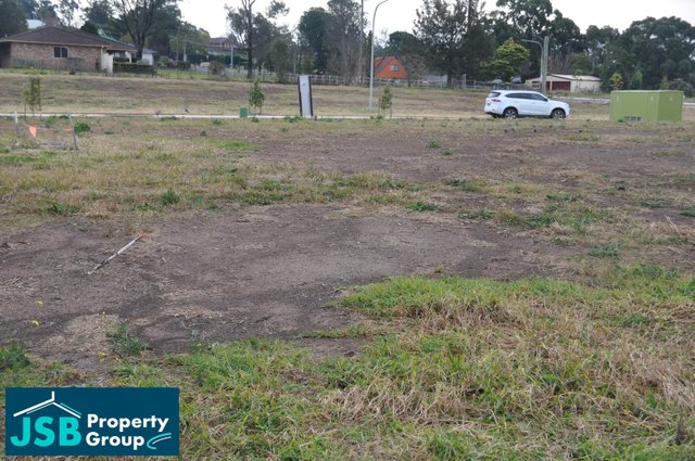 23 Leigham Holme Way, NSW 2573