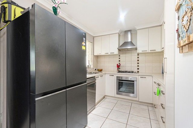 24 Civic Drive, WA 6065