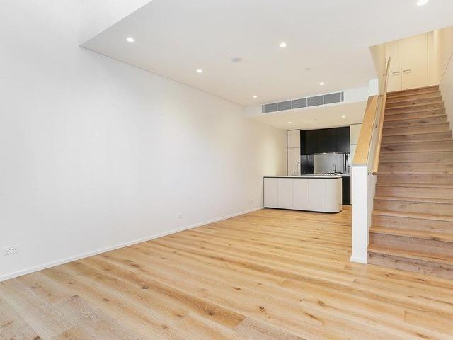 305/241 Oxford  Street, NSW 2022