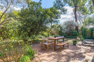 Patio in rear gardens (2017-11-01)