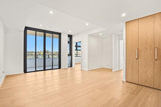 710/8 & 18 Garthowen Crescent, NSW 2154