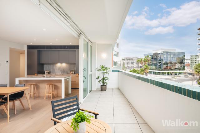 201/21 Honeysuckle Drive, NSW 2300