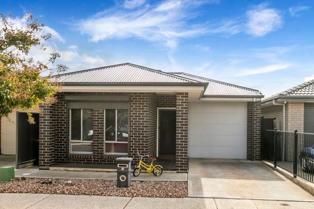 7 Blue Lake Drive, SA 5114