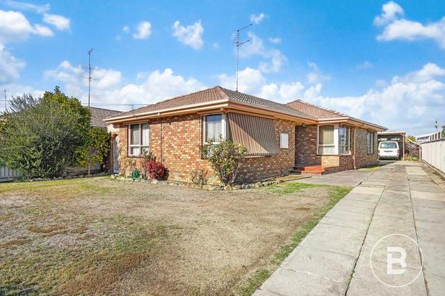 74 Marie Crescent, VIC 3355