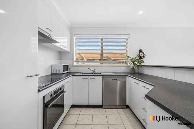 46/44 Jerrabomberra Avenue, ACT 2604