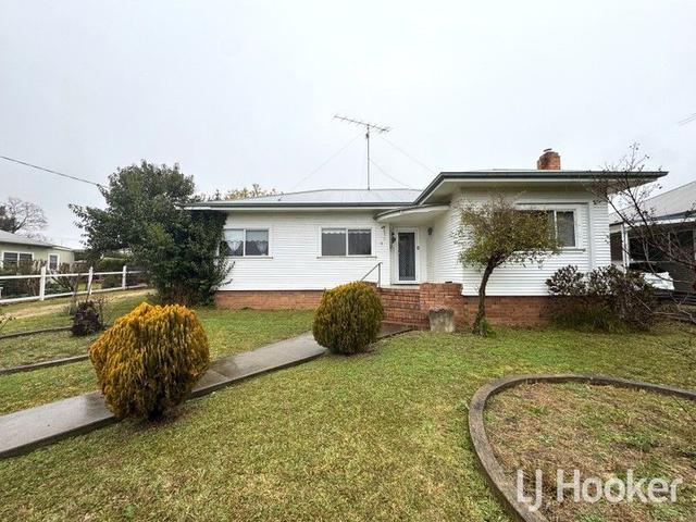 6 Avern Street, NSW 2360