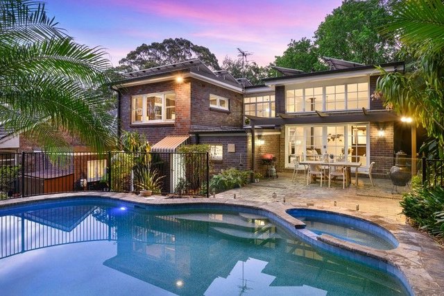 18 Gladstone Parade, NSW 2070