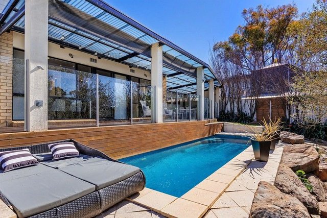 60 Tindall Crescent, SA 5158