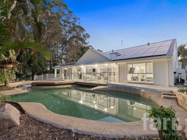 24 Ben Hogan Crescent, QLD 4214