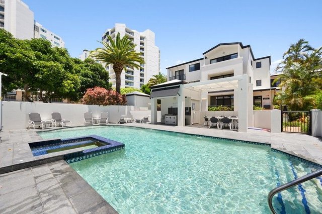 27/38 Labrador Street, QLD 4215