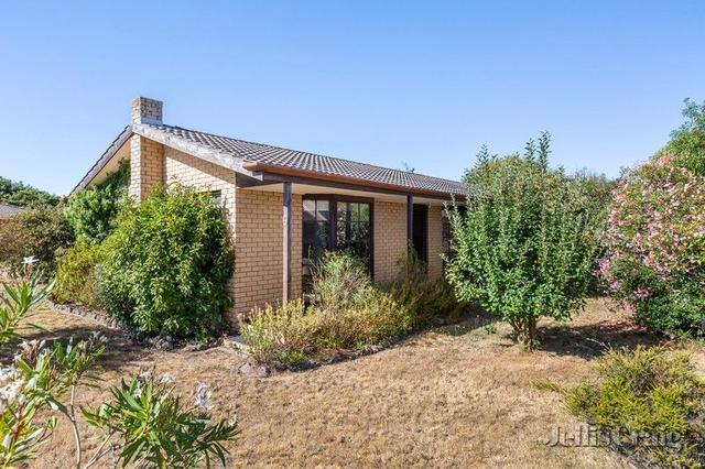 6 Winsam Grove, VIC 3355