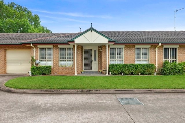 2/68 Windsor Street, NSW 2753