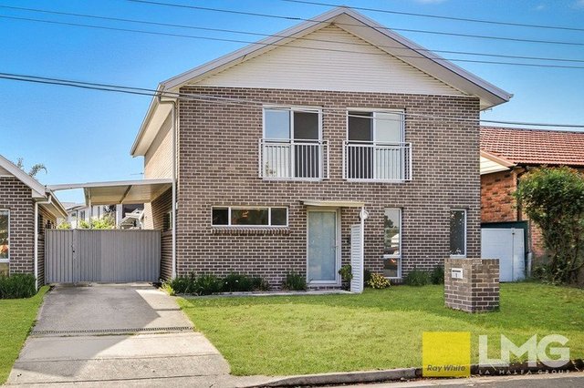 1 Dawn Crescent, NSW 2143