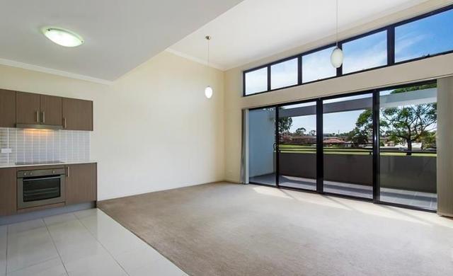 8/6-10 Kippax Street, NSW 2145