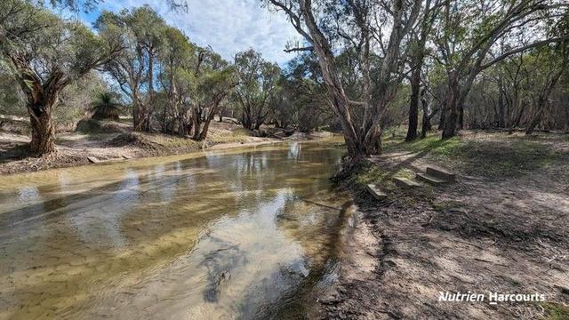 1196 Bennies Road, WA 6503